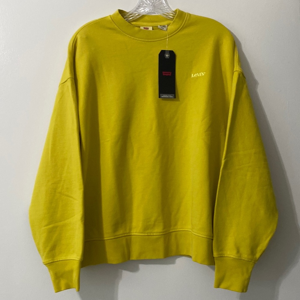 NWT Levi’s Sweatshirt